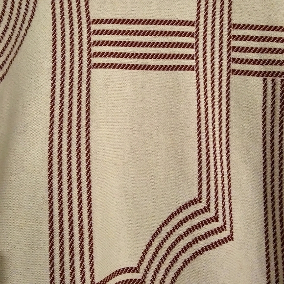 New Oversized H&M Sweater with Geometric Design sz small - Picture 4 of 6
